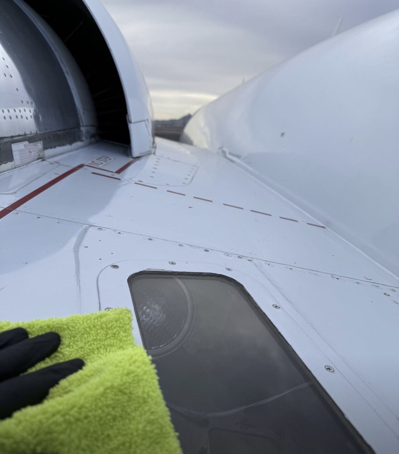 Aircraft exterior valeting